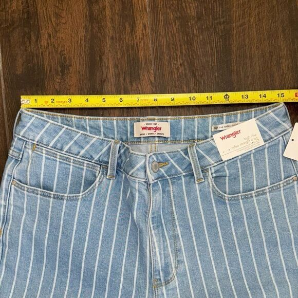 Women's Wrangler Rodeo Straight Crop Jean sz 12 NWT - Picture 6 of 13